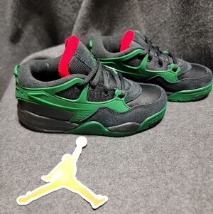Jordan 4 RM "Black/Gorge Green/Varsity Red" 11C